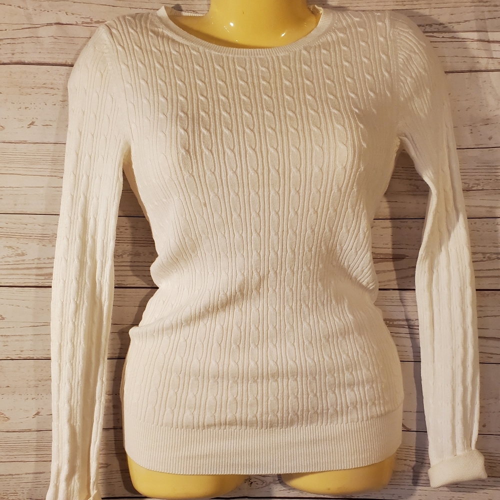 GAP White Long Sleeve Sweater